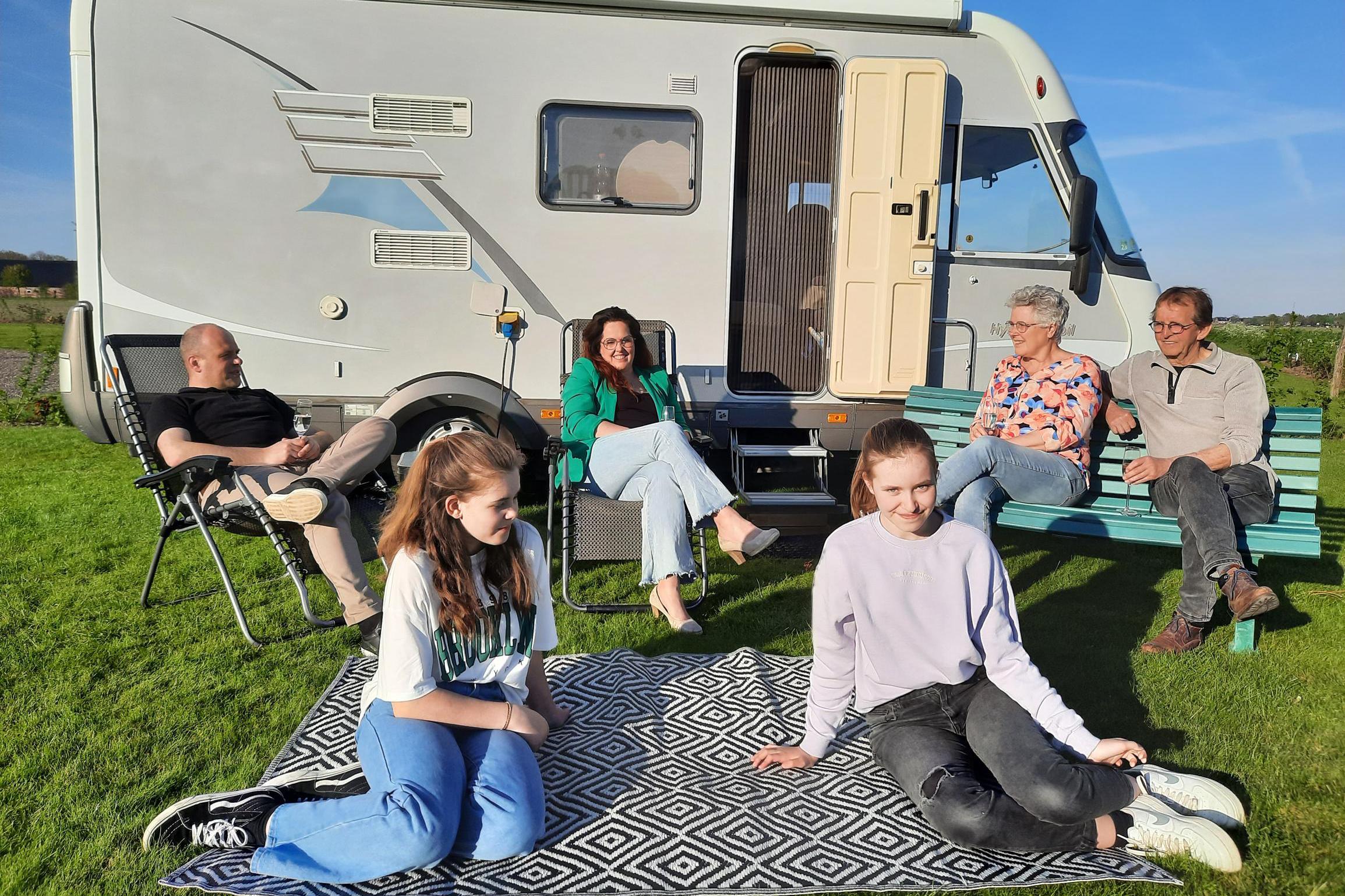 Met haar prijswinnende camperplaats blijft de Zandberg in Meterik voor Steffie een ‘plekske van gelu